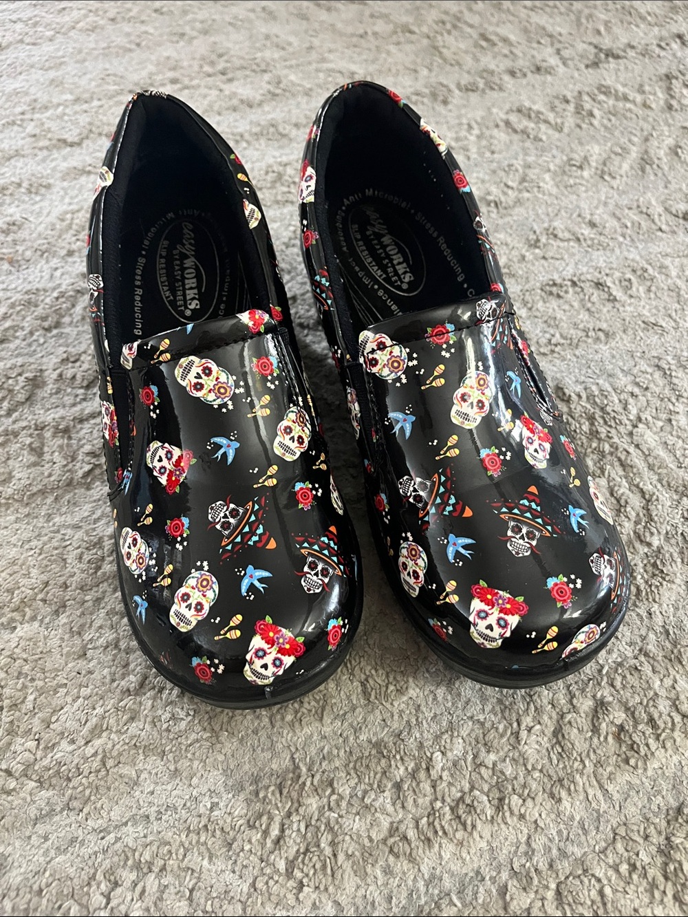 EasyWorks Black Slip-On Happy Skulls Day of the Dead Professional Clog 7.5W - Picture 3 of 11